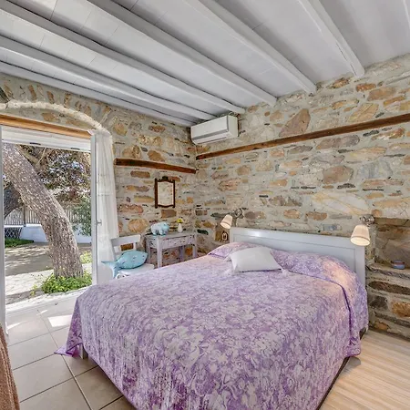 Old Stone House * Rozia