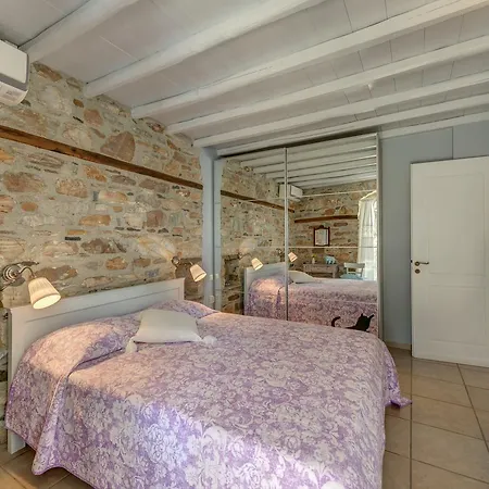 Villa Old Stone House *