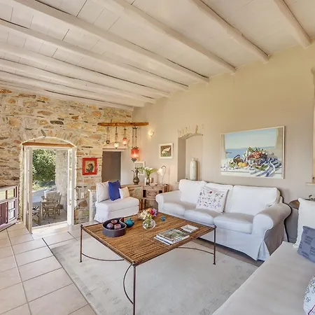 Old Stone House * Rozia